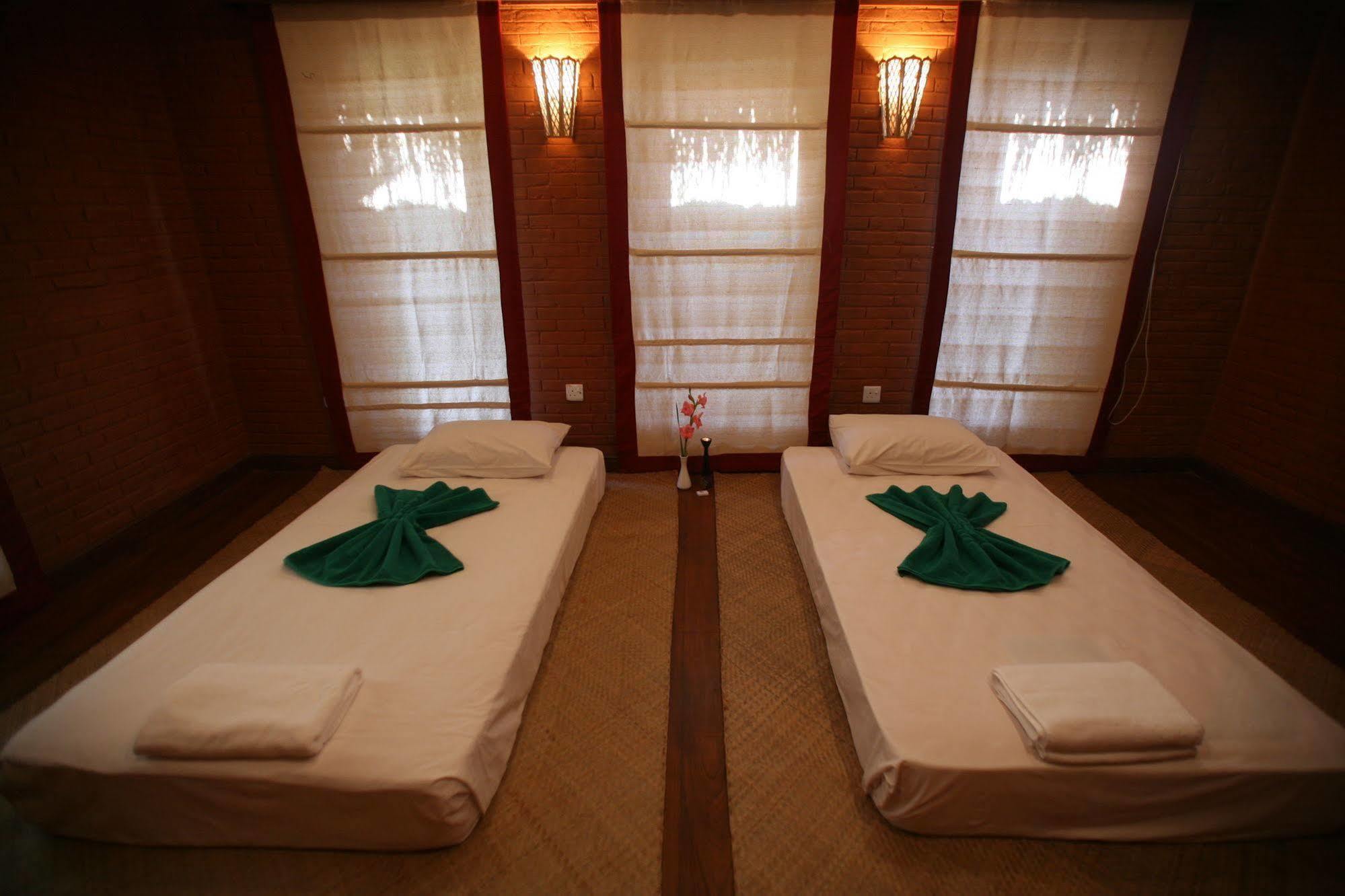 Myanmar Treasure Resorts Баган Екстериор снимка